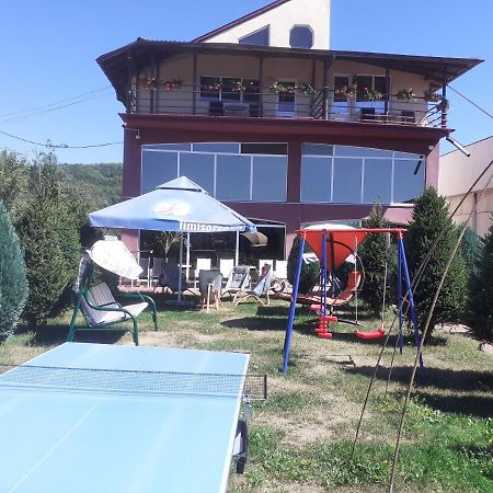Pensiunea Mara Baiculesti Экстерьер фото