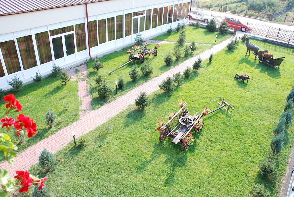Pensiunea Mara Baiculesti Экстерьер фото